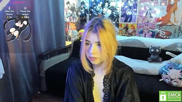 Snapshot of YumikoMori chatting on February 26, 2025, 11:21 am YumikoMori online show from February 26, 2025, 11:21 am