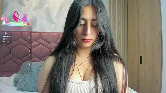 Katty love01 online show from October 29, 2025, 6:51 pm