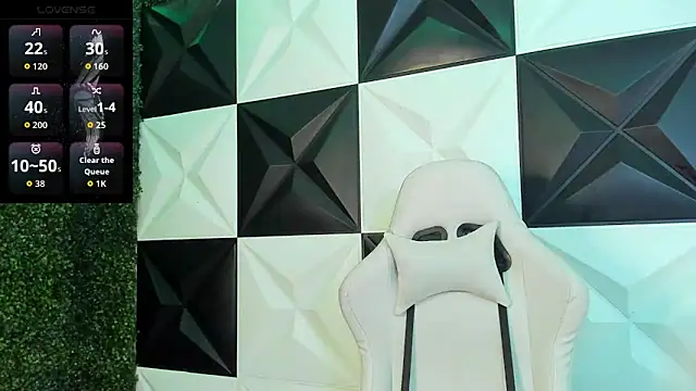 melany rouse18 online show from March 6, 2026, 2:06 am