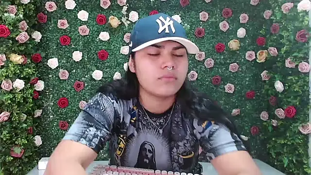 Snapshot of melany_rouse18 chatting on November 24, 2025, 5:24 pm melany rouse18 online show from November 24, 2025, 5:24 pm