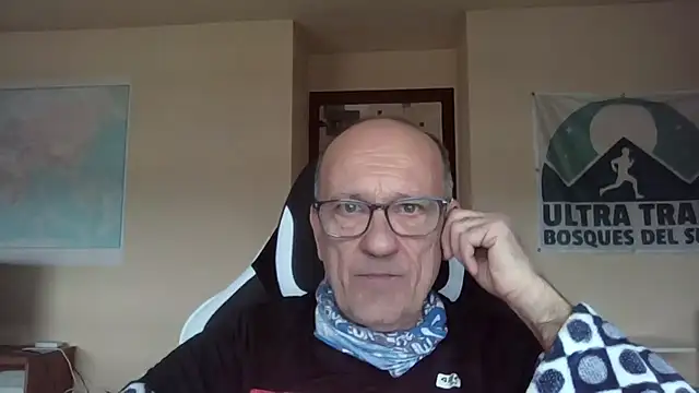 Snapshot of llopaco chatting on February 17, 2026, 11:40 am llopaco online show from February 17, 2026, 11:40 am