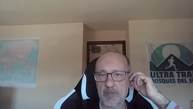 Snapshot of llopaco chatting on March 26, 2026, 11:19 am llopaco online show from March 26, 2026, 11:19 am