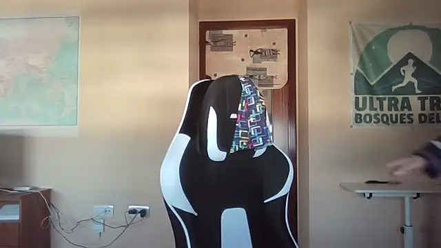 Snapshot of llopaco chatting on January 31, 2026, 7:12 pm llopaco online show from January 31, 2026, 7:12 pm