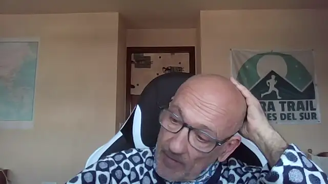 Snapshot of llopaco chatting on March 1, 2026, 12:05 pm llopaco online show from March 1, 2026, 12:05 pm