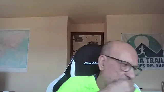 Snapshot of llopaco chatting on March 12, 2026, 11:25 am llopaco online show from March 12, 2026, 11:25 am