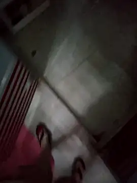 Snapshot of Loly2025 chatting on February 25, 2026, 2:23 am Loly2025 online show from February 25, 2026, 2:23 am