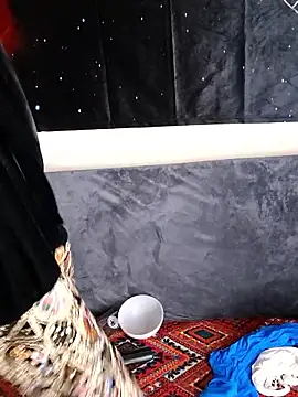 Snapshot of Loly2025 chatting on March 1, 2026, 1:27 am Loly2025 online show from March 1, 2026, 1:27 am