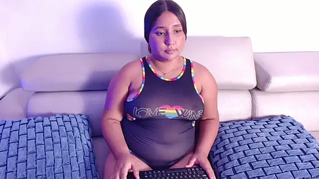 eliismith online show from February 18, 2025, 11:19 pm