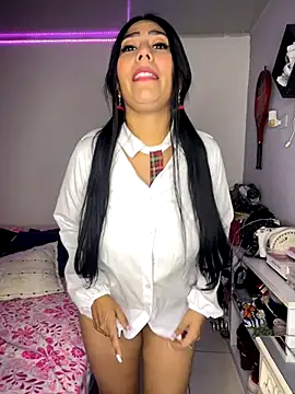 JessMyers online show from September 17, 2025, 9:39 pm