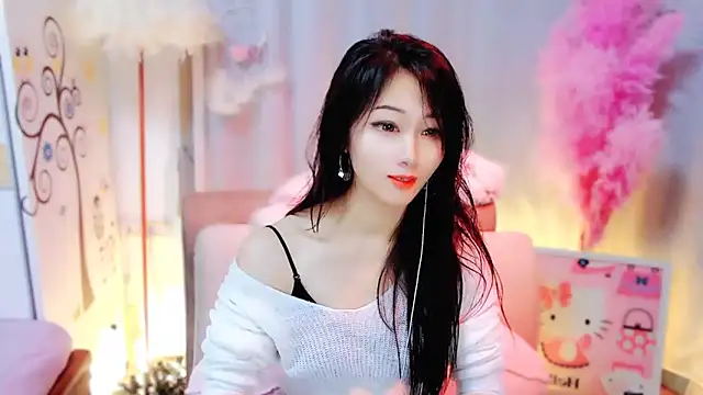 Snapshot of adelamiller chatting on February 13, 2026, 6:35 am adelamiller online show from February 13, 2026, 6:35 am