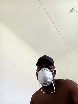 Snapshot of bosszonke123 chatting on February 14, 2025, 10:59 am bosszonke123 online show from February 14, 2025, 10:59 am