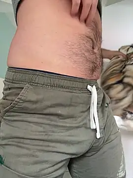 plaintreebull online show from April 3, 2026, 6:14 pm