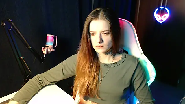 your---love online show from February 28, 2025, 7:46 pm
