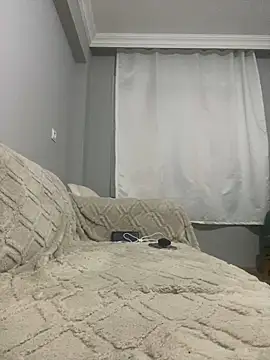 Snapshot of yasemintas chatting on December 21, 2025, 5:47 pm yasemintas online show from December 21, 2025, 5:47 pm