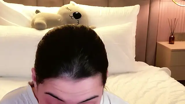 Snapshot of Alice_Deleon chatting on November 26, 2025, 10:48 am Alice Deleon online show from November 26, 2025, 10:48 am