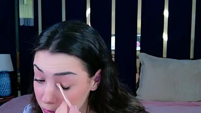 Alice Deleon online show from February 25, 2026, 10:59 am