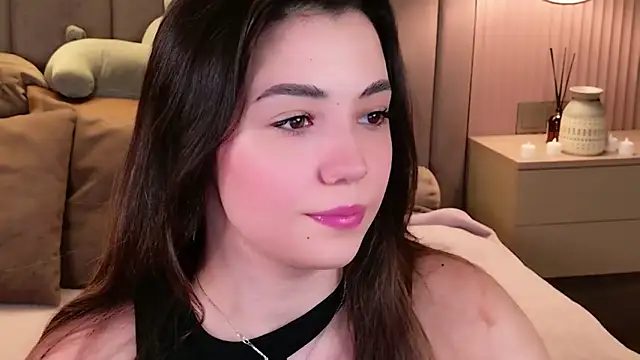 Snapshot of Alice_Deleon chatting on November 5, 2025, 11:02 am Alice Deleon online show from November 5, 2025, 11:02 am