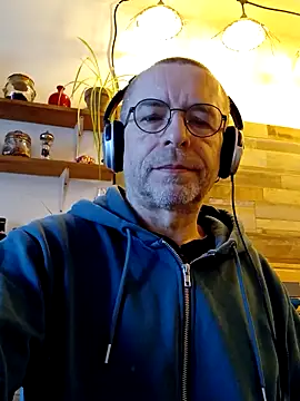 Xavspank2 online show from February 2, 2026, 10:14 am