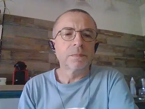 Snapshot of Xavspank2 chatting on May 26, 2026, 7:39 am Xavspank2 online show from May 26, 2026, 7:39 am