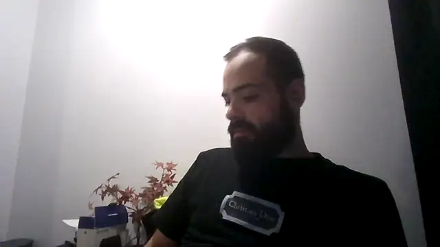 Snapshot of guccititi chatting on November 11, 2025, 10:47 pm guccititi online show from November 11, 2025, 10:47 pm