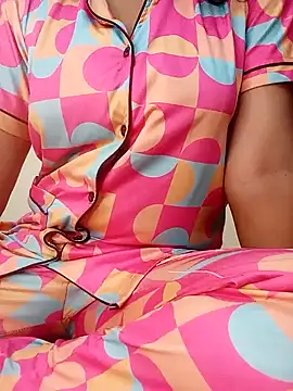 Snapshot of Pushpa-jhukegi chatting on February 16, 2025, 3:05 pm Pushpa-jhukegi online show from February 16, 2025, 3:05 pm