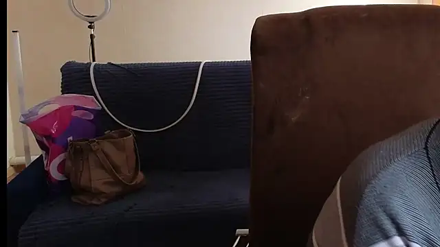 Sandra Snowflake online show from April 9, 2026, 12:22 pm