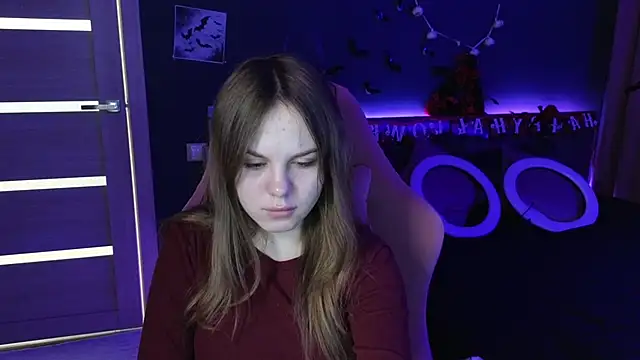 Snapshot of Dyna_bae chatting on October 28, 2025, 2:01 am Dyna bae online show from October 28, 2025, 2:01 am