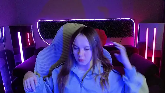 Snapshot of Dyna_bae chatting on November 27, 2025, 9:10 am Dyna bae online show from November 27, 2025, 9:10 am