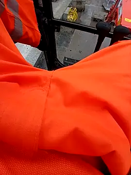 Eusuntnoulgigolo online show from November 19, 2025, 9:53 am