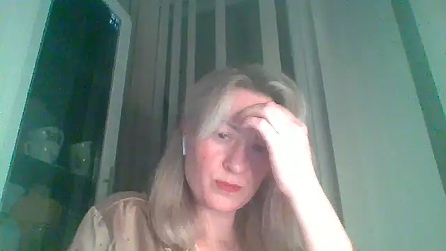 Snapshot of Mary888x chatting on February 22, 2025, 5:46 pm Mary888x online show from February 22, 2025, 5:46 pm