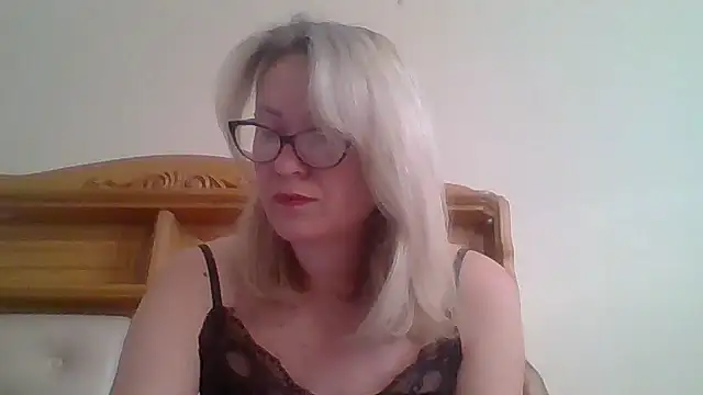 Snapshot of Mary888x chatting on February 26, 2025, 7:02 am Mary888x online show from February 26, 2025, 7:02 am