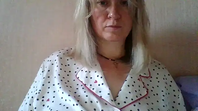 Snapshot of Mary888x chatting on July 5, 2026, 5:31 pm Mary888x online show from July 5, 2026, 5:31 pm