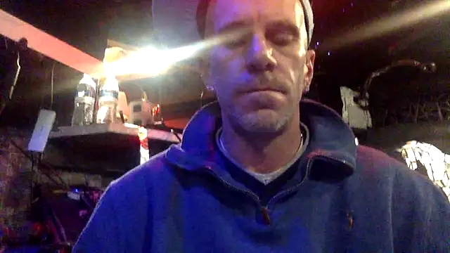 Snapshot of lifitness0708 chatting on February 15, 2026, 4:17 pm lifitness0708 online show from February 15, 2026, 4:17 pm