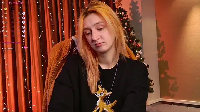 aishiro online show from December 21, 2025, 1:24 pm