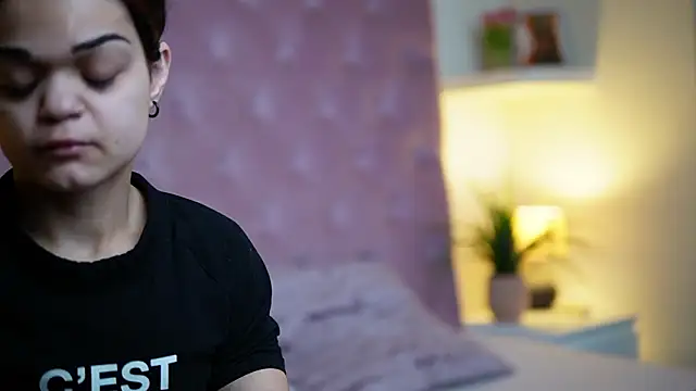 MaiaMini online show from March 6, 2026, 8:26 pm