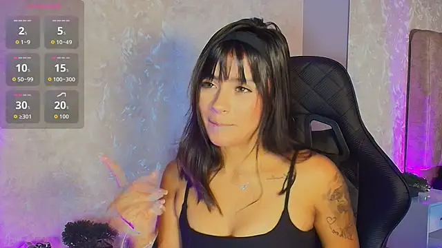 katia foxxx  online show from June 7, 2026, 2:11 pm