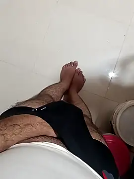 robis12314 online show from October 8, 2025, 6:52 pm