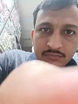 robis12314 online show from February 16, 2025, 6:10 pm