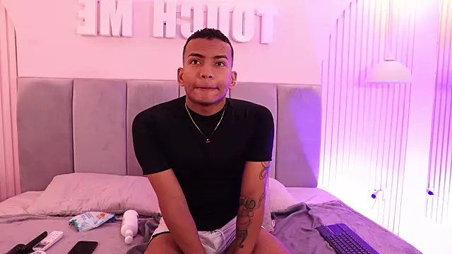 Snapshot of Rafa2004Cruz chatting on February 27, 2026, 12:27 pm Rafa2004Cruz online show from February 27, 2026, 12:27 pm