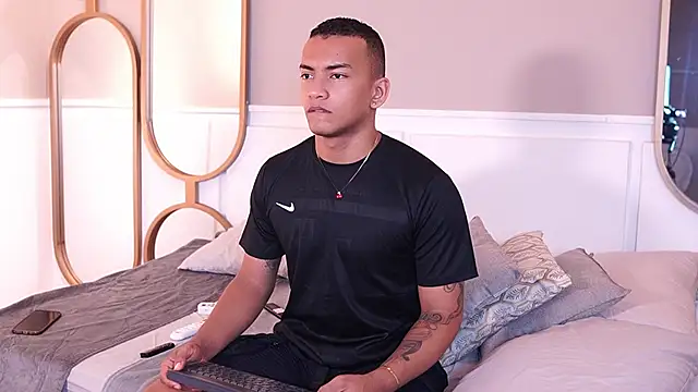 Snapshot of Rafa2004Cruz chatting on February 7, 2026, 12:02 pm Rafa2004Cruz online show from February 7, 2026, 12:02 pm