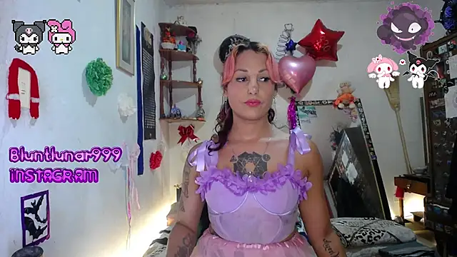 Snapshot of purplekattlyn chatting on March 19, 2025, 5:52 am purplekattlyn online show from March 19, 2025, 5:52 am