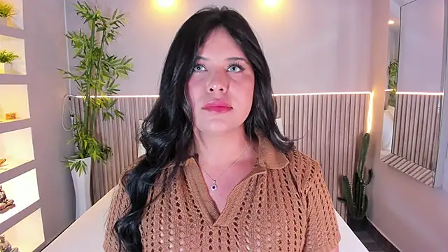 Snapshot of GeorginaReyes chatting on February 19, 2026, 10:40 pm GeorginaReyes online show from February 19, 2026, 10:40 pm