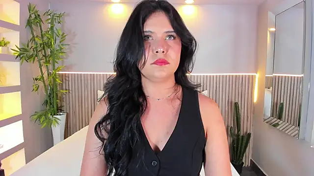 GeorginaReyes online show from September 18, 2025, 10:46 pm