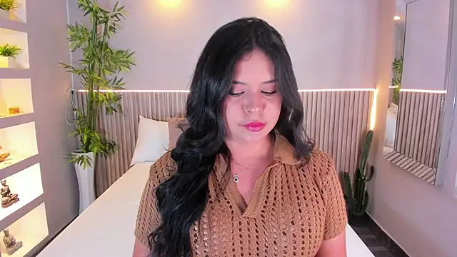 Snapshot of GeorginaReyes chatting on February 24, 2026, 10:43 pm GeorginaReyes online show from February 24, 2026, 10:43 pm