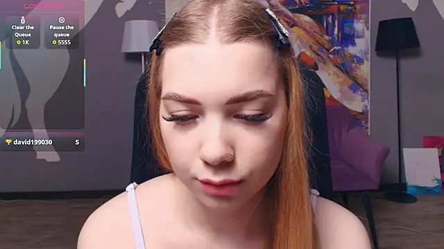 Snapshot of FloraBonde chatting on November 29, 2025, 10:48 am FloraBonde online show from November 29, 2025, 10:48 am