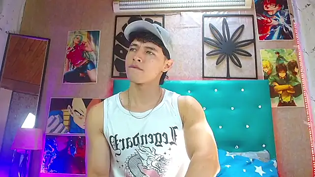 Snapshot of LiamAndrewzz chatting on October 25, 2025, 4:40 pm LiamAndrewzz online show from October 25, 2025, 4:40 pm