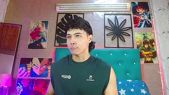 Snapshot of LiamAndrewzz chatting on December 3, 2025, 6:18 pm LiamAndrewzz online show from December 3, 2025, 6:18 pm