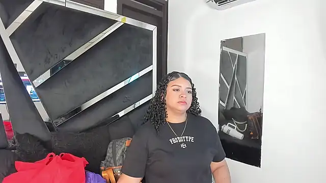 Snapshot of Rubyxht chatting on November 29, 2025, 12:38 pm Rubyxht online show from November 29, 2025, 12:38 pm