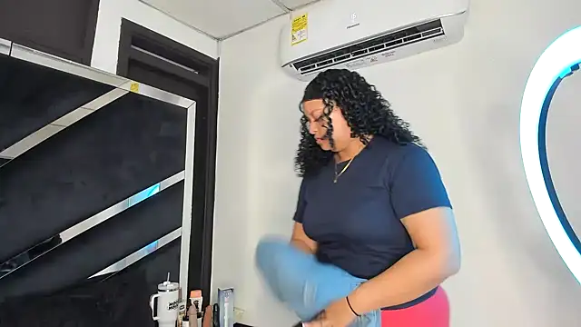 Snapshot of Rubyxht chatting on November 15, 2025, 12:31 pm Rubyxht online show from November 15, 2025, 12:31 pm