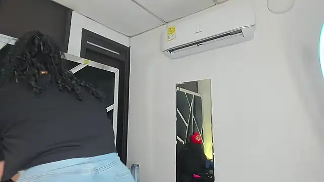 Rubyxht online show from March 15, 2026, 1:07 pm